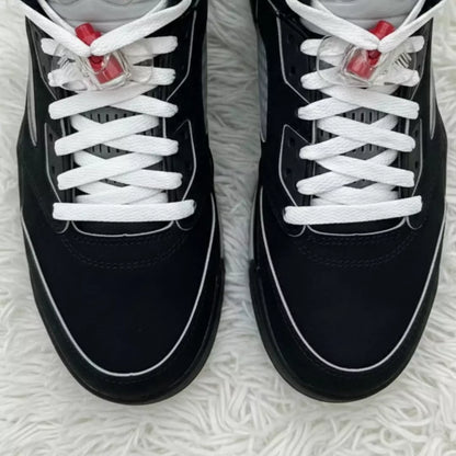Flight 5 - Black Metallic