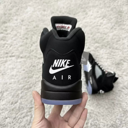 Flight 5 - Black Metallic