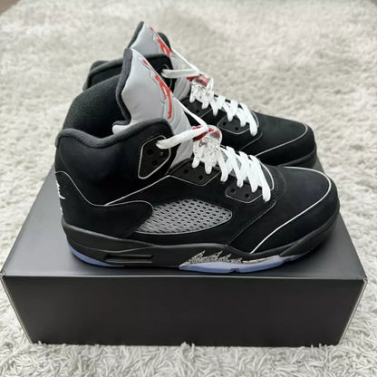 Flight 5 - Black Metallic