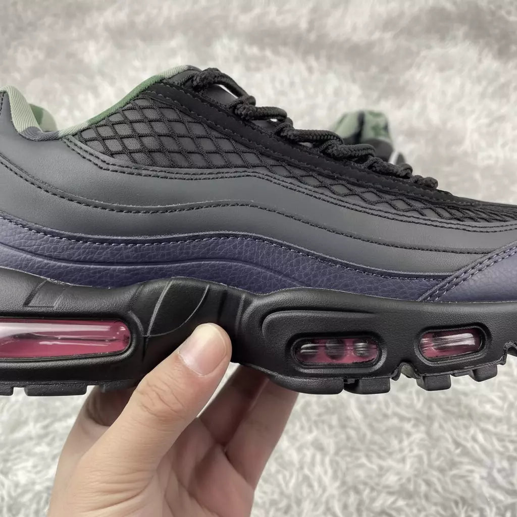 City Runner 95 - Pink Beam Onyx