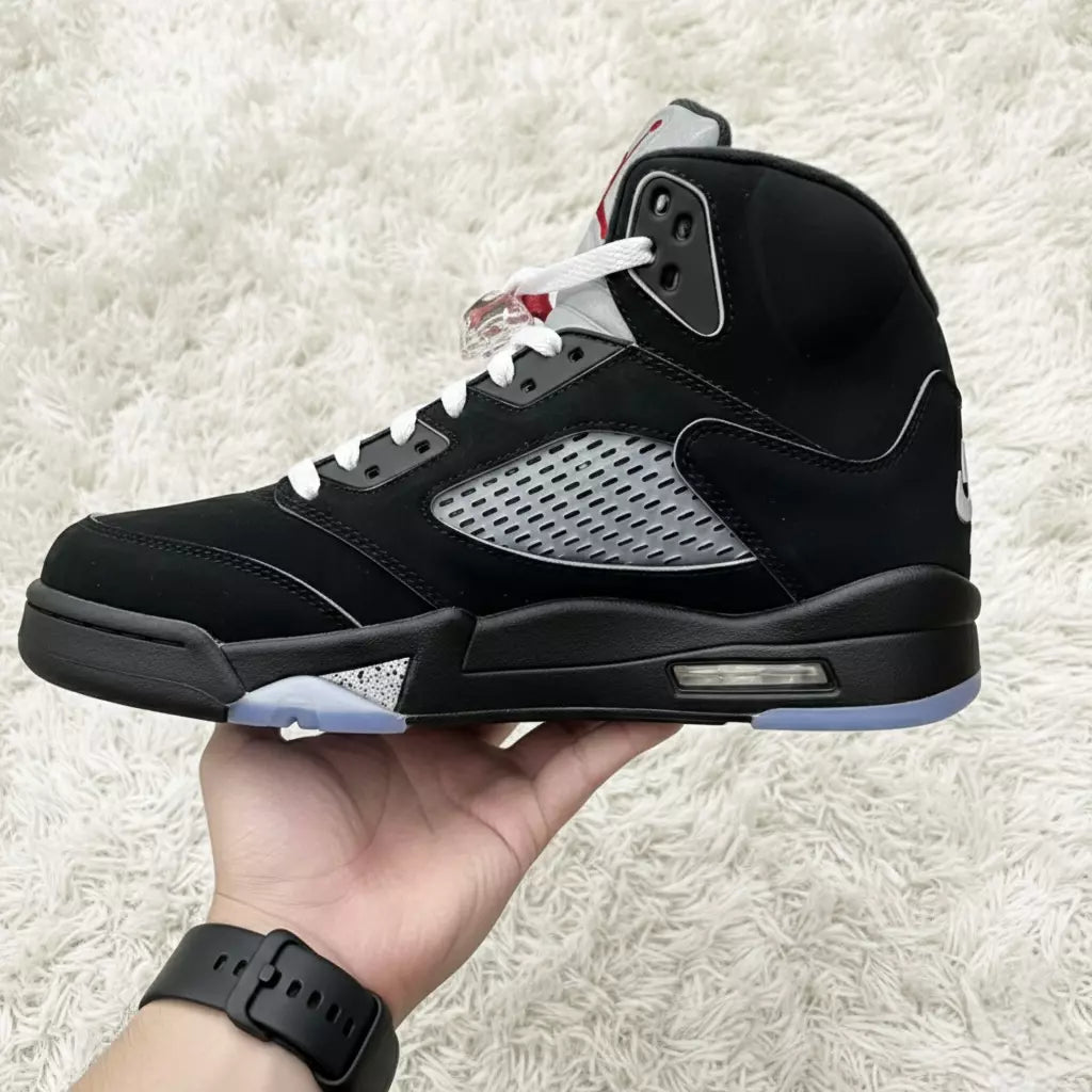 Flight 5 - Black Metallic