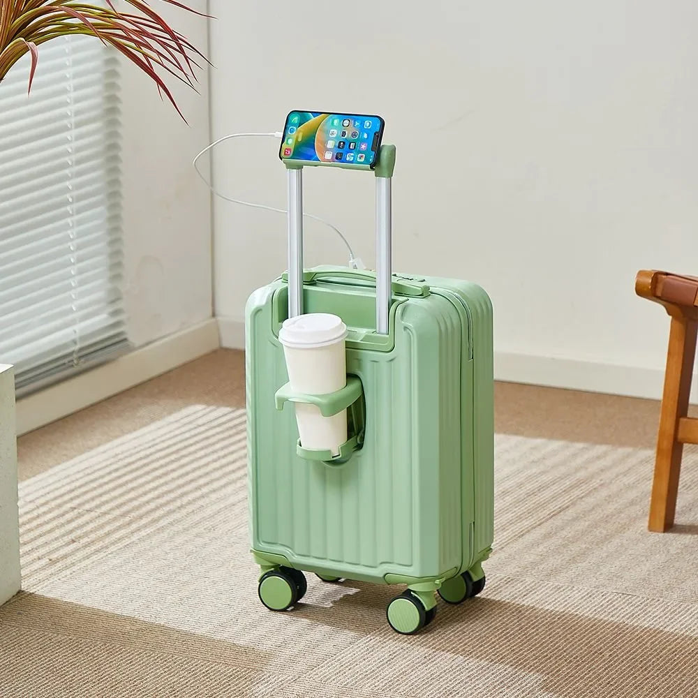 Portable travel bag with cup holders