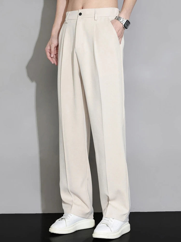 Men's straight-leg trousers made of fine silk.