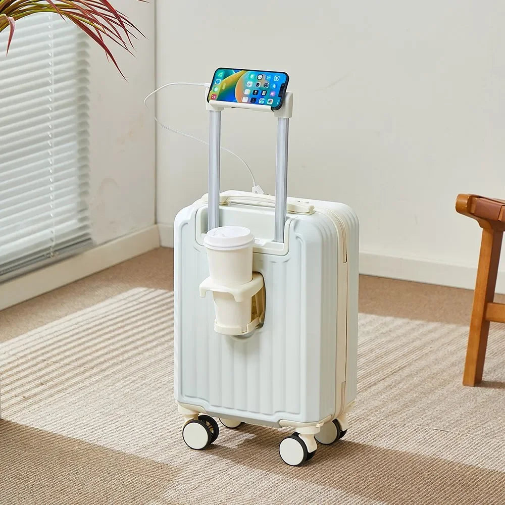 Portable travel bag with cup holders