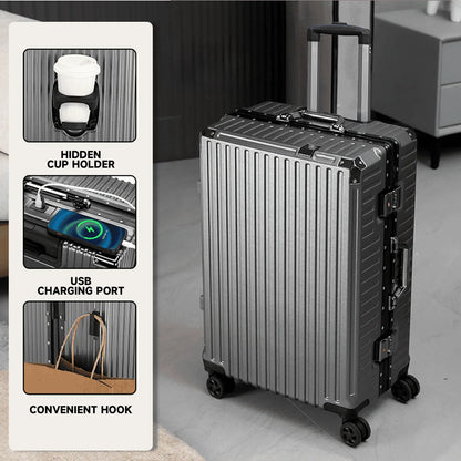 Travel bag with USB port
